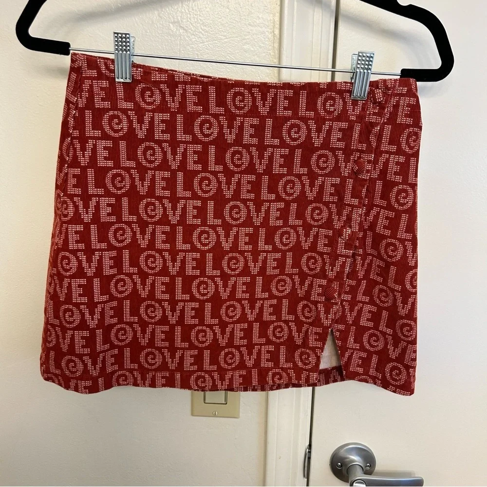 Urban Outfitters Gianna Love Red Curduroy Mini Skirt Size Medium - Picture 2 of 8